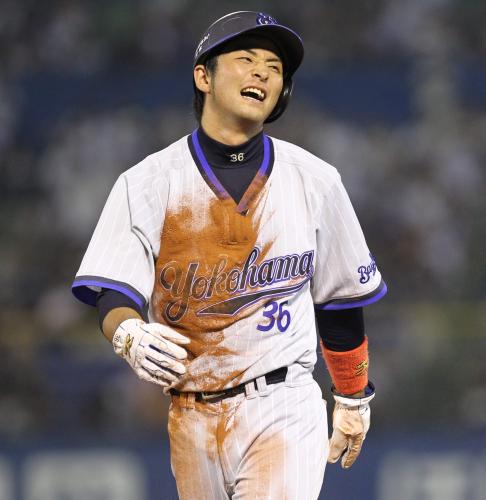 ＜ヤ・横＞５回２死一塁、打者・高崎の場面で、一塁走者・細山田が捕手・川本からの送球で刺される