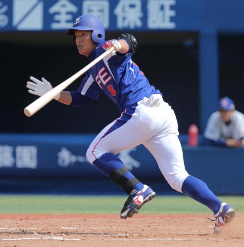 ＜Ｈｏｎｄａ鈴鹿・ＪＦＥ東日本＞２回２死一、二塁、左適時二塁打を放つＪＦＥ東日本・中嶋