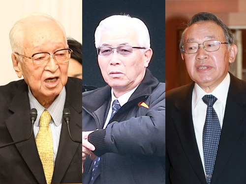 引責辞任が発表された（左から）渡辺最高顧問、白石オーナー、桃井球団会長