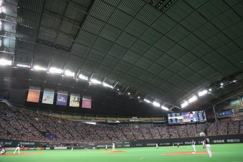＜日・ソ＞柳田が２度、打球を直撃させた札幌ドームの天井