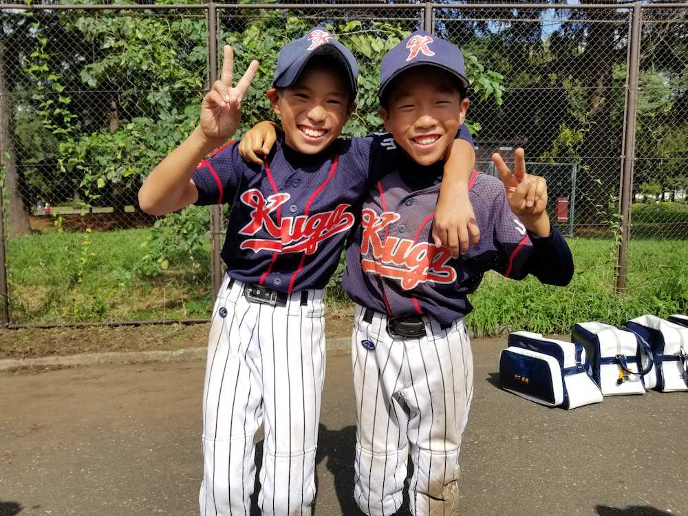 玖珂少年野球クラブ（山口）の投手・佐伯（左）と三塁・関本の名コンビ
