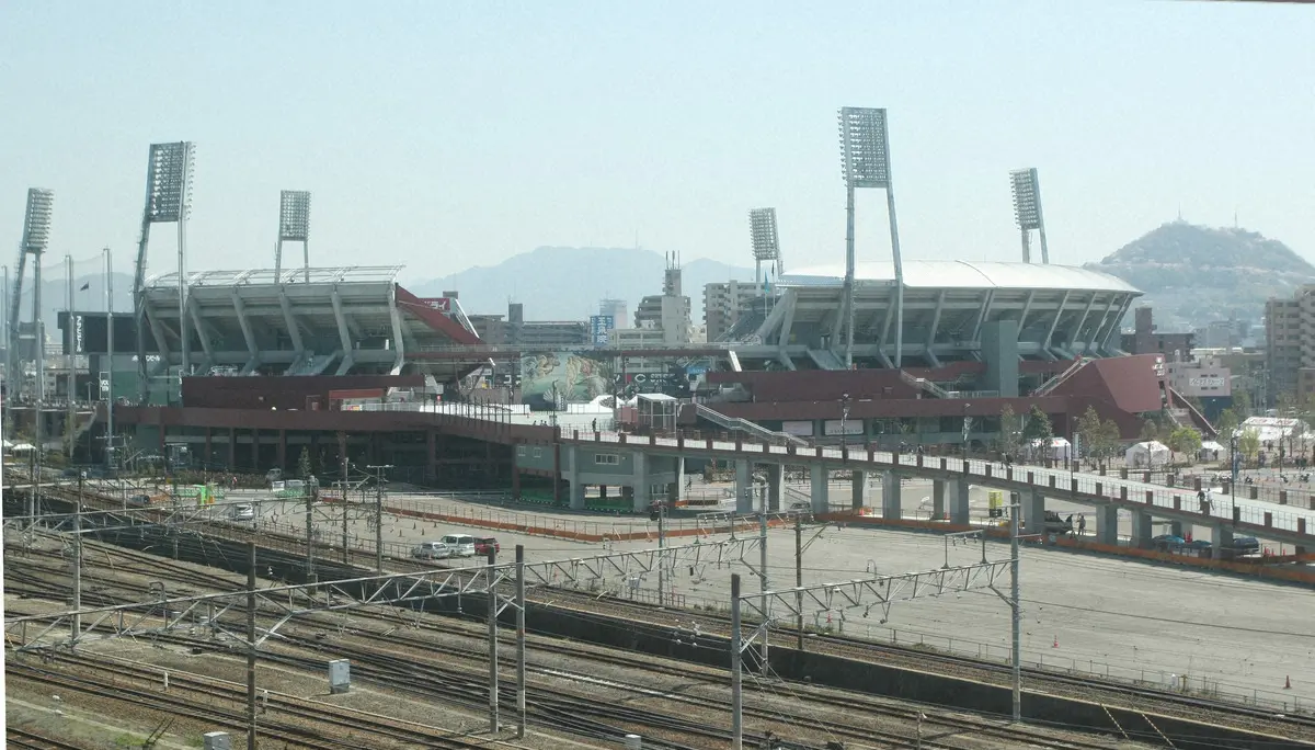 新幹線から見えるマツダスタジアム