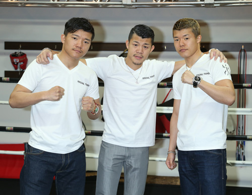 （左から）大毅、興毅、和毅の亀田３兄弟