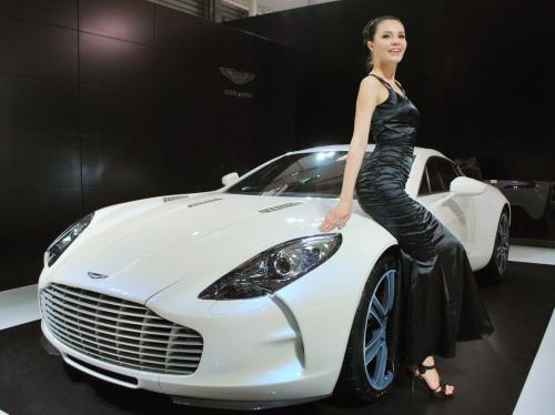 上海モーターショーに出展された１台６億円の高級車