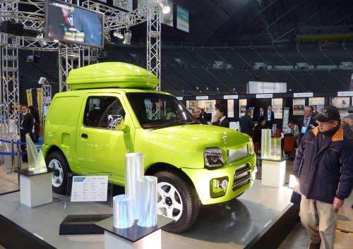 「札幌モーターショー」で展示された寒冷地仕様の電気自動車
