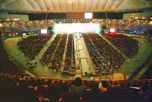 １９８８年４月１１日に行った、東京ドームでのコンサートの様子