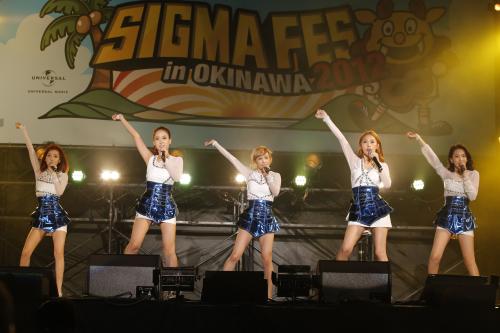 韓国女性歌手では初の東京ドーム公演を行うことが決まったＫＡＲＡ。沖縄県内でのライブイベントで発表