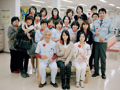 堀北真希が岩手県陸前高田市の女医を訪ね、被災地の医療の現場や人々を取材した時の写真