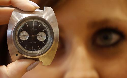 約１５６０万円で落札されたジェームズ・ボンドの腕時計
