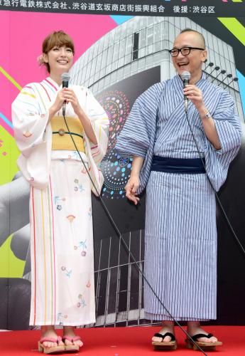 イベントに登場した木下優樹菜（左）と山田五郎さん
