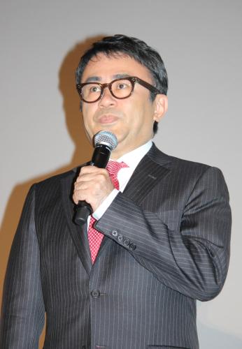 「清須会議」初日舞台あいさつに登場した三谷幸喜監督