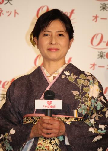 「いい夫婦　パートナー・オブ・ザ・イヤー２０１３」記者発表会に登場した岡江久美子