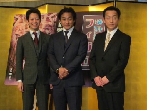 システィーナ歌舞伎「満月阿波噺　フィガロ」の製作発表に出席した（左から）中村壱太郎、片岡愛之助、上村吉弥