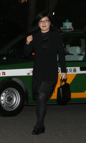 ことし５月、１６年半ぶりに報道陣の前に姿を見せた桜田淳子さん