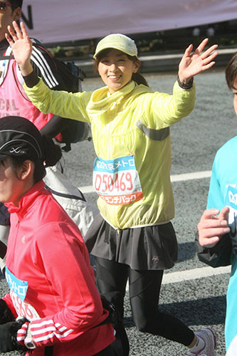 ２０１０年には東京マラソンに挑戦した西尾アナ