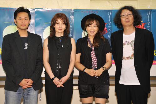 舞台「『ねじこみ』～消える命が入る音～」製作発表会見に出席した（左から）井並テン、ＹＯＵ、小川菜摘、マンボウやしろ