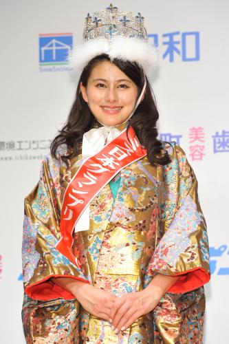 「第４８回ミス日本コンテスト２０１６」でグランプリを受賞した松野未佳さん