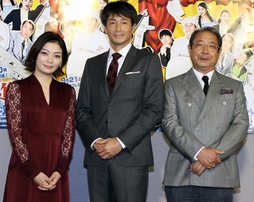 ドラマ「進め！青函連絡船」の会見を行った（左から）田畑智子、吉田栄作、平泉成
