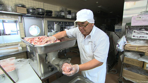 熟成肉における日本の第一人者、「さの萬」の佐野佳治氏（C）ＴＢＳ