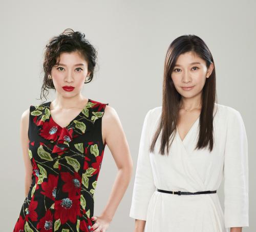 ドラマ「愛を乞う人」で母・豊子（左）と娘・照恵の１人２役を演じる篠原涼子