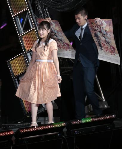 入山　杏奈（１８位）出演舞台「歌姫」衣装