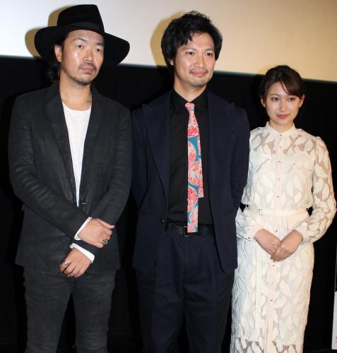 東京国際映画祭で上映された「雨にゆれる女」のティーチインを行った（左から）半野喜弘監督、青木崇高、大野いと