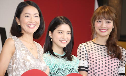 「浅草九劇」」製作発表会見に登場した（左から）羽田美智子、川島海荷、内田理央