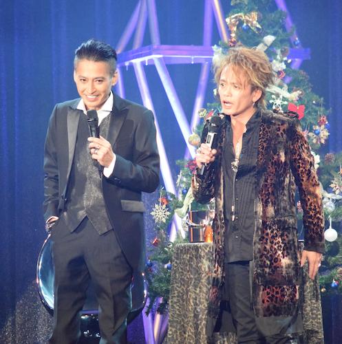 ２２年ぶりにステージで共演した元光ＧＥＮＪＩの大沢樹生（左）と諸星和己