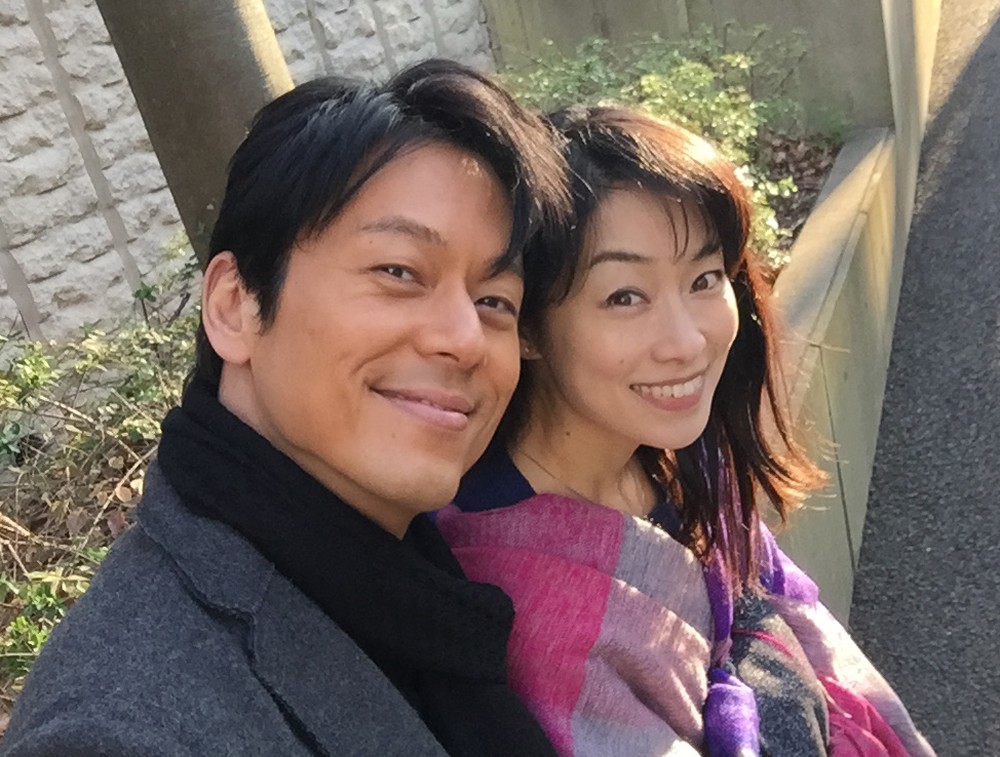 山田純大と妻で元女優の田京恵さん
