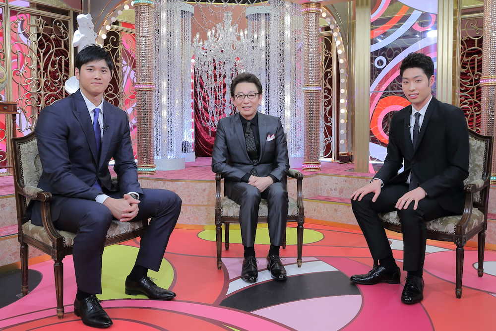 テレビ朝日「古舘伊知郎ショー」で共演した（左から）大谷翔平、古舘伊知郎、萩野公介