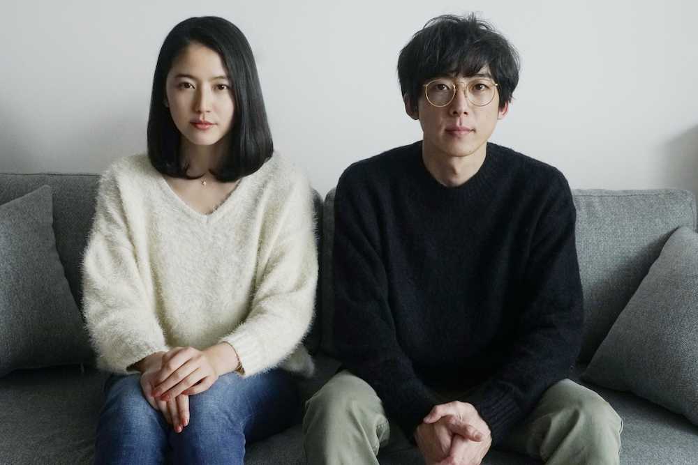 映画「嘘を愛する女」でカップルを演じる長澤まさみ（左）と高橋一生