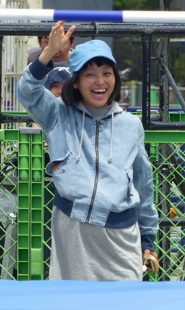 「ノーリミッツスペシャル」に参加した夫の森渉の応援に駆けつけていた妊娠中の金田朋子