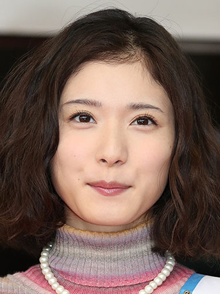 日本テレビ「ウチの夫は仕事ができない」で主人公の妻役を務める女優の松岡茉優