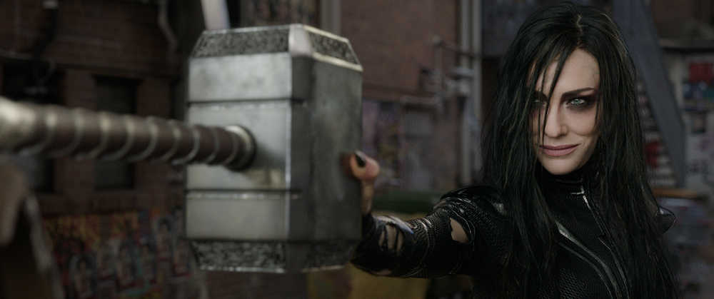 映画「マイティ・ソー　バトルロイヤル」で史上最強の女神・ヘラを演じるケイト・ブランシェット（Ｃ）Ｍａｒｖｅｌ　Ｓｔｕｄｉｏｓ　２０１７