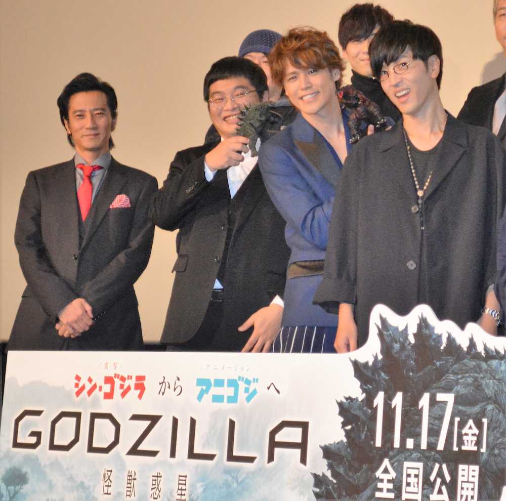 映画「ＧＯＤＺＩＬＬＡ　怪獣惑星」完成披露試写会に登壇した（左から）津田寛治、松尾諭、宮野真守、櫻井孝宏
