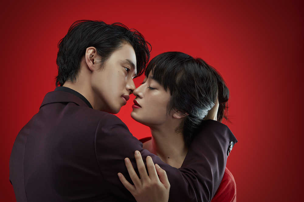 日本テレビドラマ「トドメの接吻（キス）」でヒロインを務める門脇麦と主演の山崎賢人