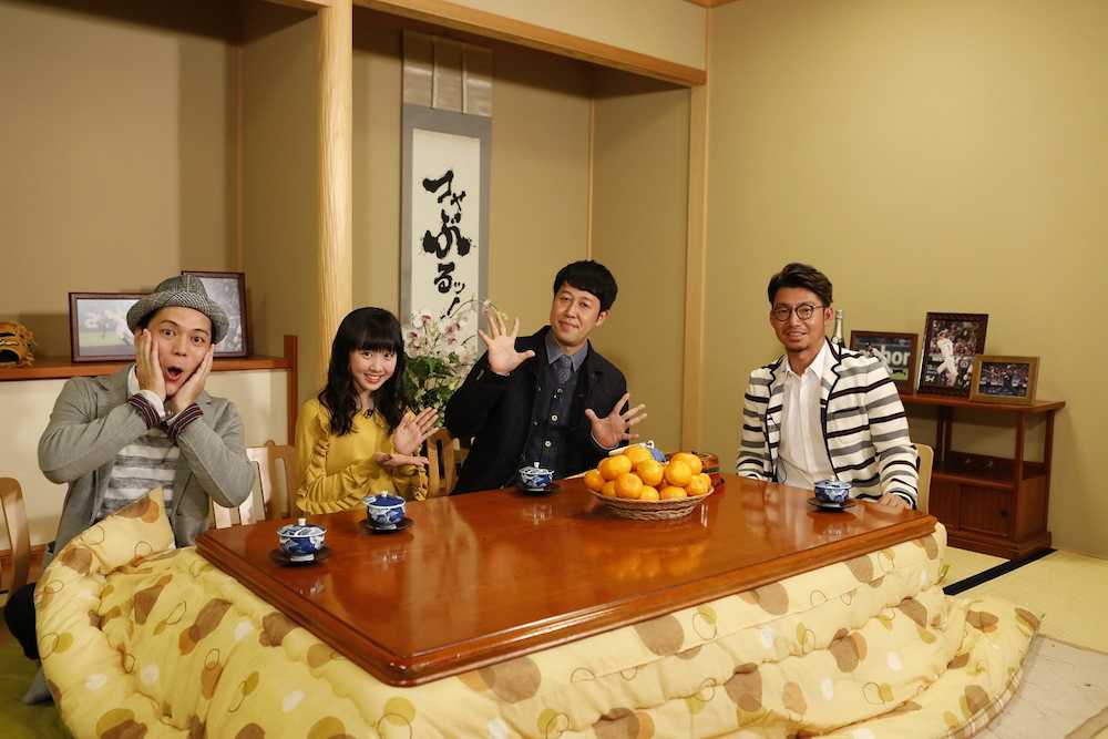 関西テレビ「こやぶる！ＳＰＯＲＴＳ　大晦日ＳＰ」でトークする（左から）こいで、本田望結、小籔千豊、鳥谷敬