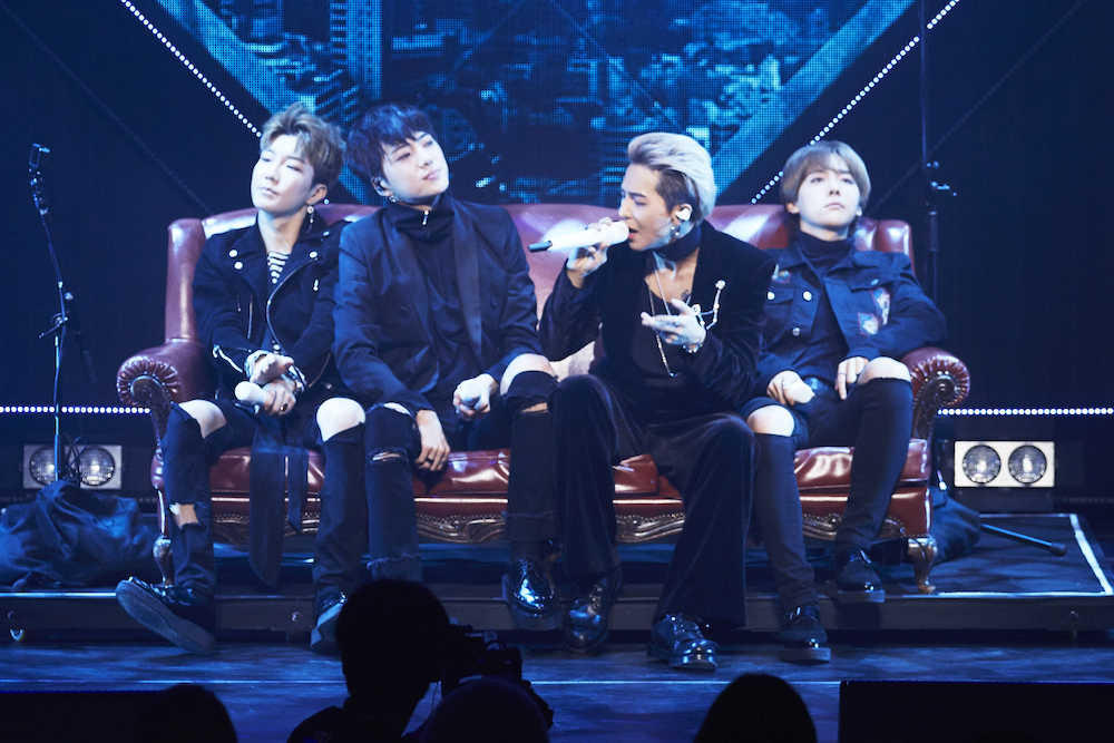 日本ツアーの初日公演を行ったＷＩＮＮＥＲ（左から）ソン・ミノ、カン・スンユン、イ・スンフン、キム・ジヌ