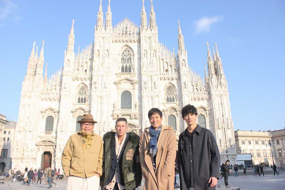 イタリア旅を満喫する（左から）田口浩正、ジローラモ、沢村一樹、上杉柊平