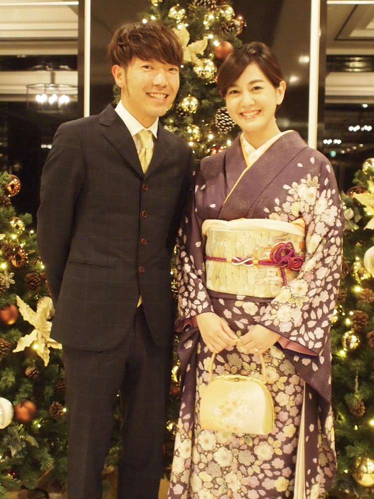 結婚したお笑いコンビ・アキナの秋山賢太（左）とＡＢＣ・塚本麻里衣アナウンサー