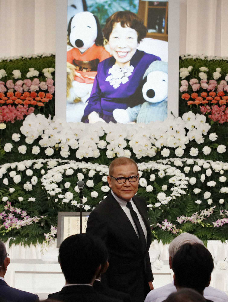 田辺聖子さんのお別れの会で、お別れの言葉を述べた國村隼