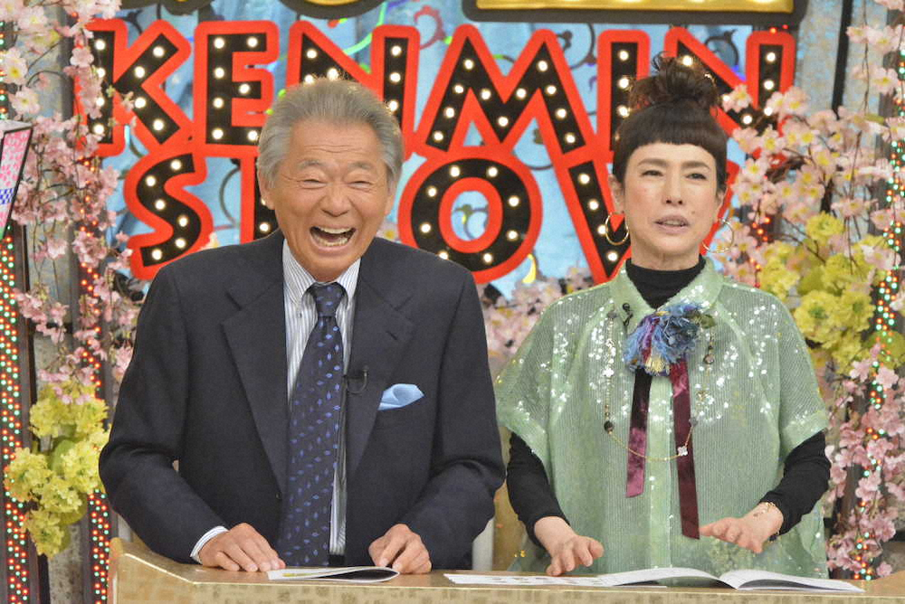 日本テレビ系「秘密のケンミンSHOW　みのさん大慰労会スペシャル」の収録に臨んだみのもんた（左）と久本雅美
