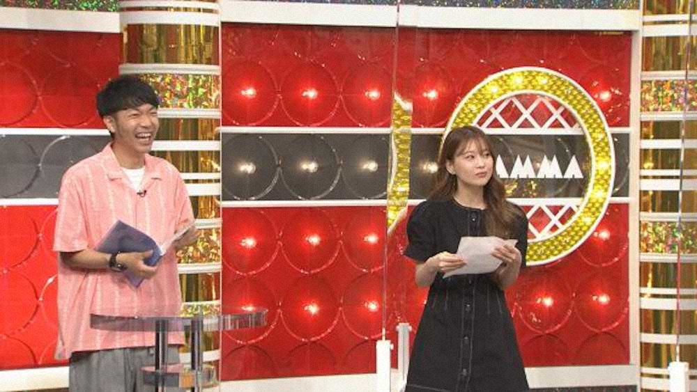 MBSテレビ「痛快！明石家電視台」に出演の重盛さと美（右）、アキナ・秋山賢太