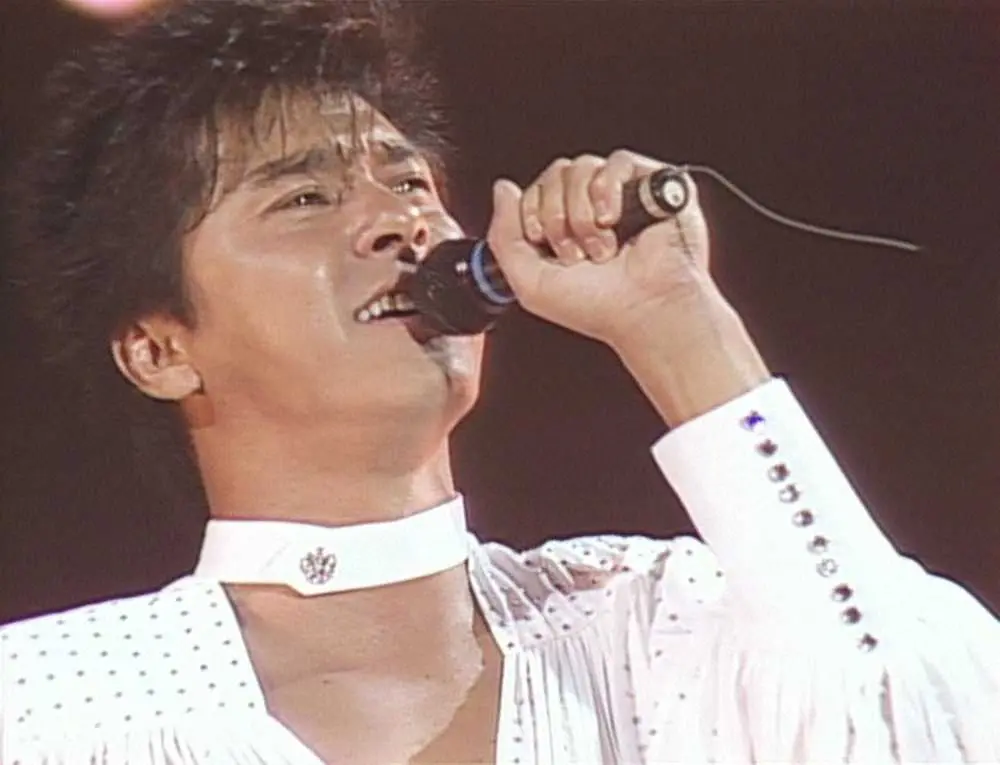 1985年、日本武道館で歌った西城秀樹さん（C）ソニー・ミュージックダイレクト