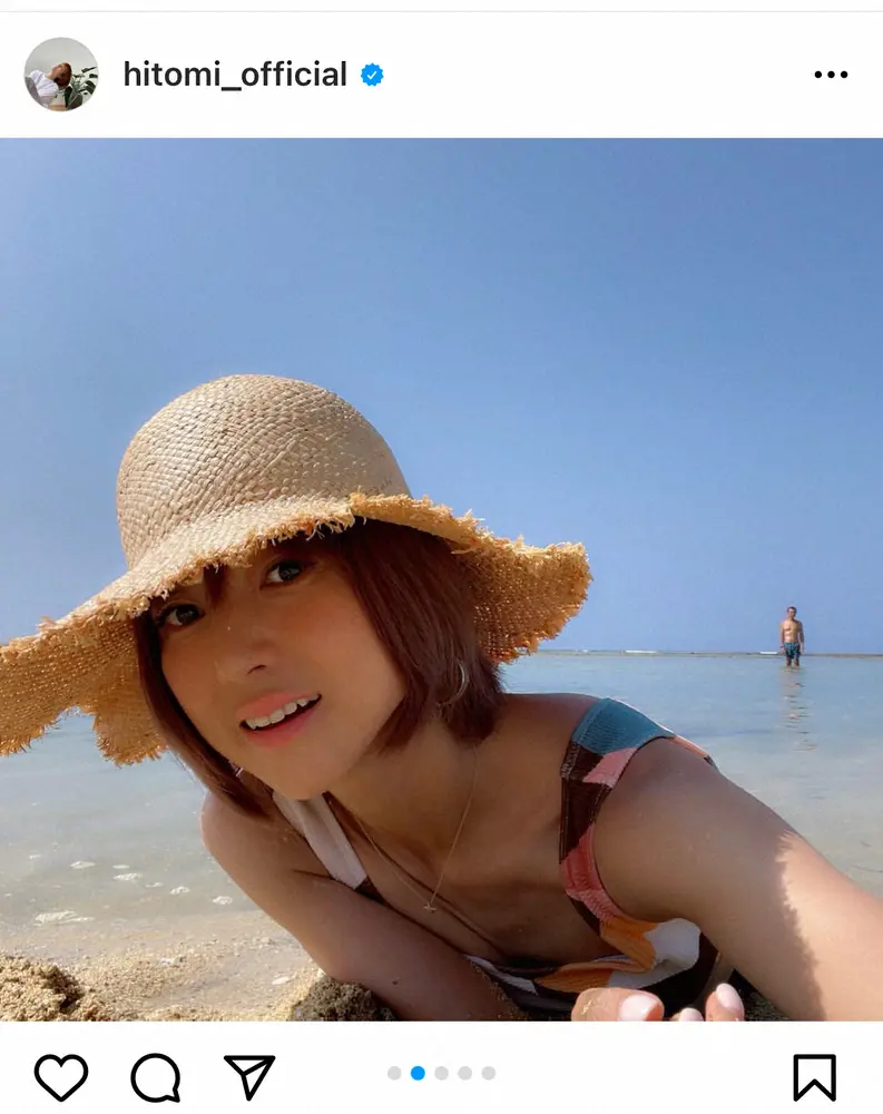 hitomi公式インスタグラム（＠hitomi_official）から