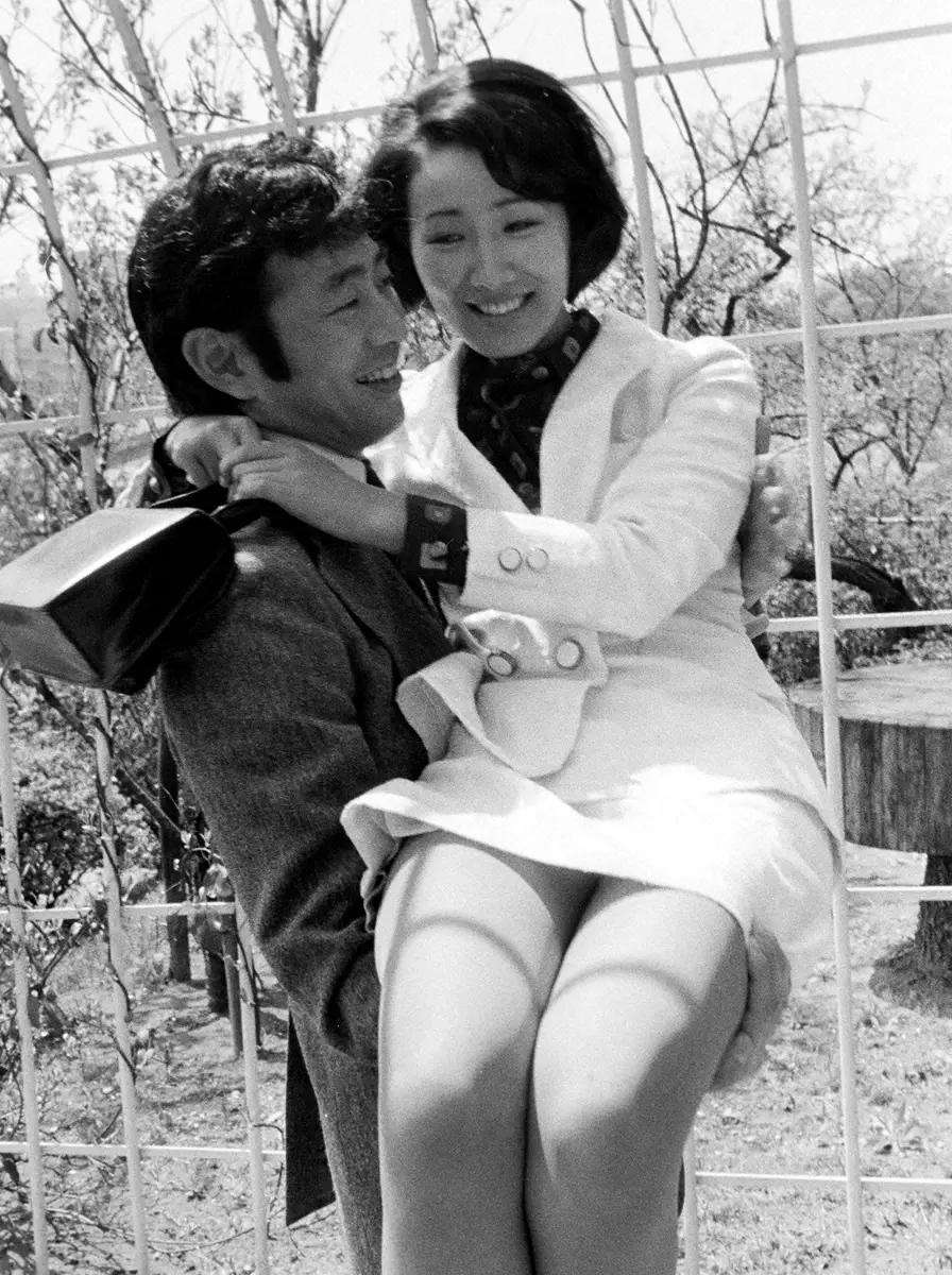 1971年、元妻の伊東ゆかりと婚約発表をした佐川満男さん