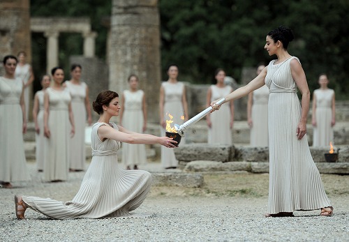 【聖火リレー】ギリシア国内で聖火リレーを行ってから開催国に聖火が届けられる(c)London 2012