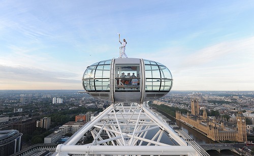 【聖火リレー】直径１５０メートルの巨大観覧車ロンドン・アイのを一周した(c)London 2012