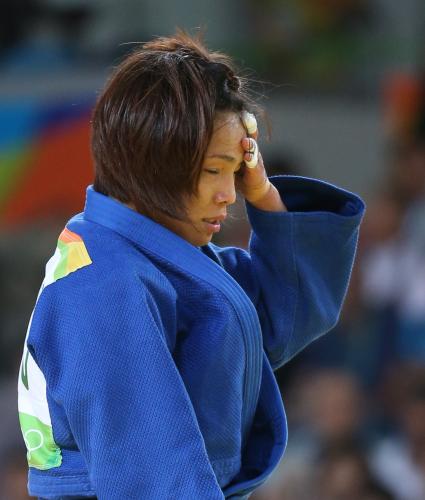 ＜柔道女子女子５７キロ級＞銅メダルを決めるも浮かない表情の松本