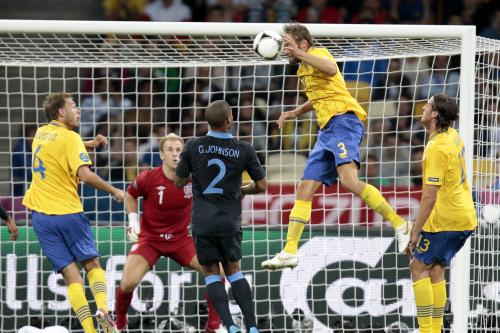 ＜スウェーデン・イングランド＞ゴールを決めるスウェーデンのメルベリ
